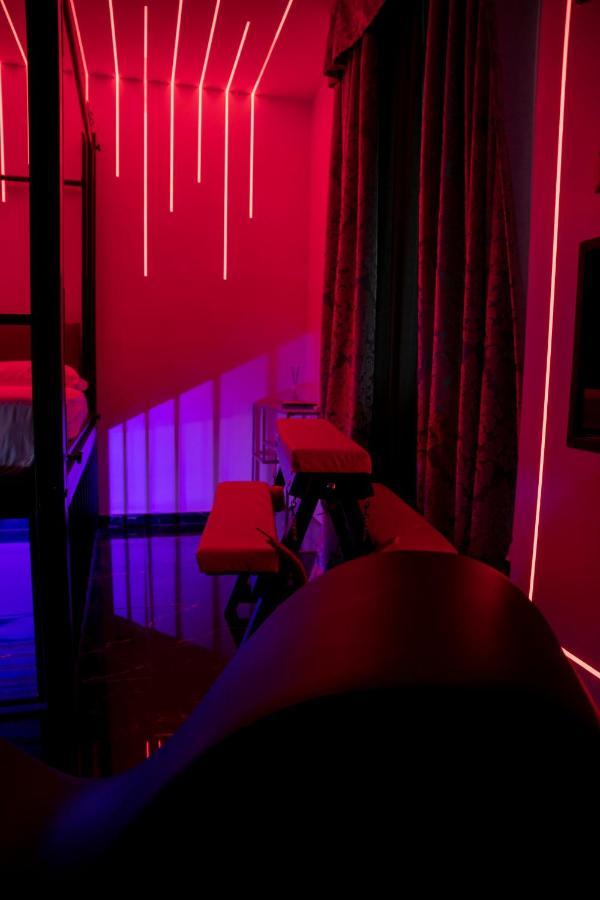 Suite Luxury Bdsm Roma Dış mekan fotoğraf